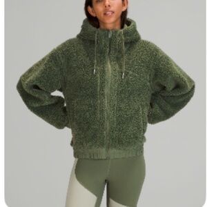 Lululemon reverse twill Sherpa jacket